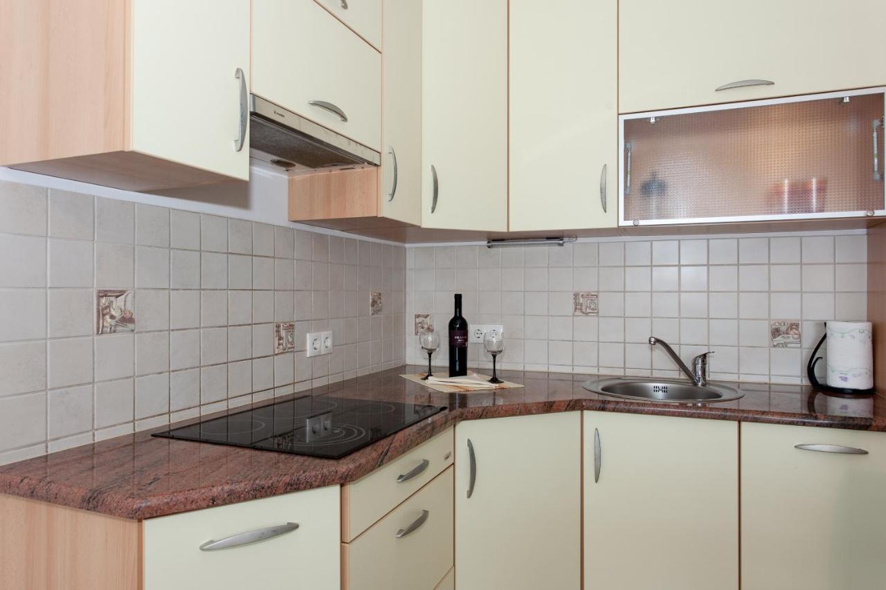 Abbadessa Apartman Kaštela Kültér fotó