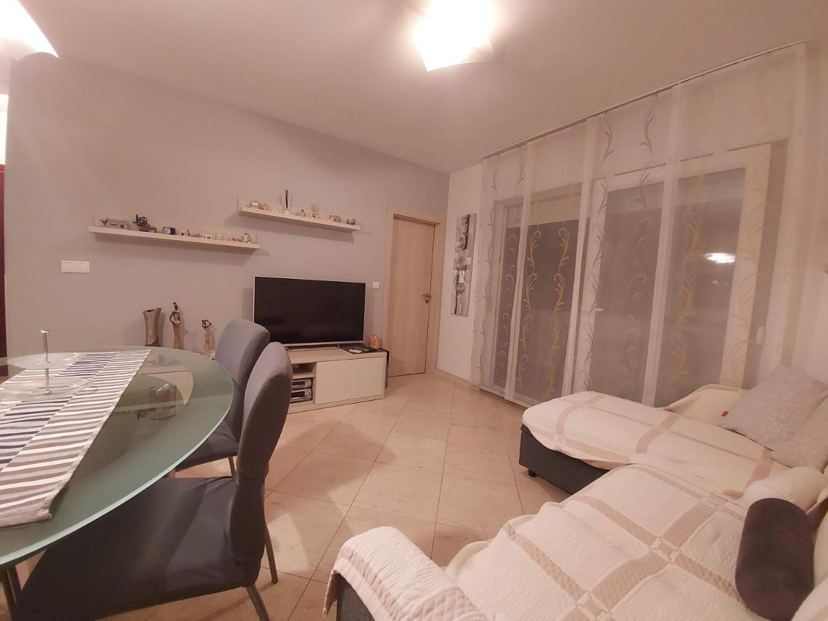 Abbadessa Apartman Kaštela Kültér fotó