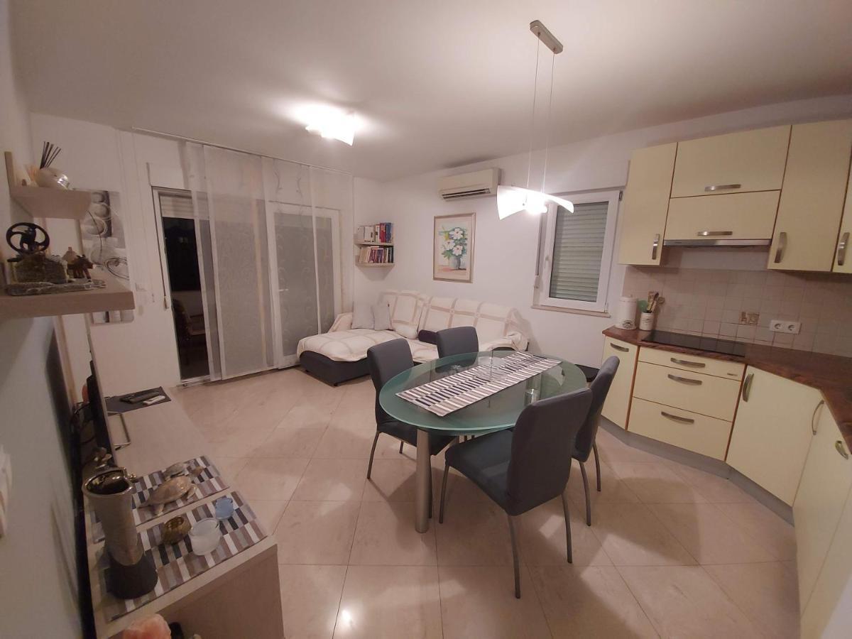 Abbadessa Apartman Kaštela Kültér fotó